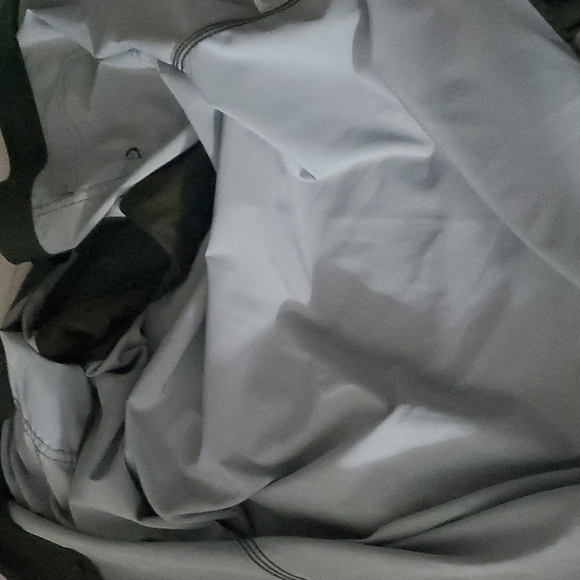 Dark Olive Green button up and button down collar men's shirt - Picture 5 of 10